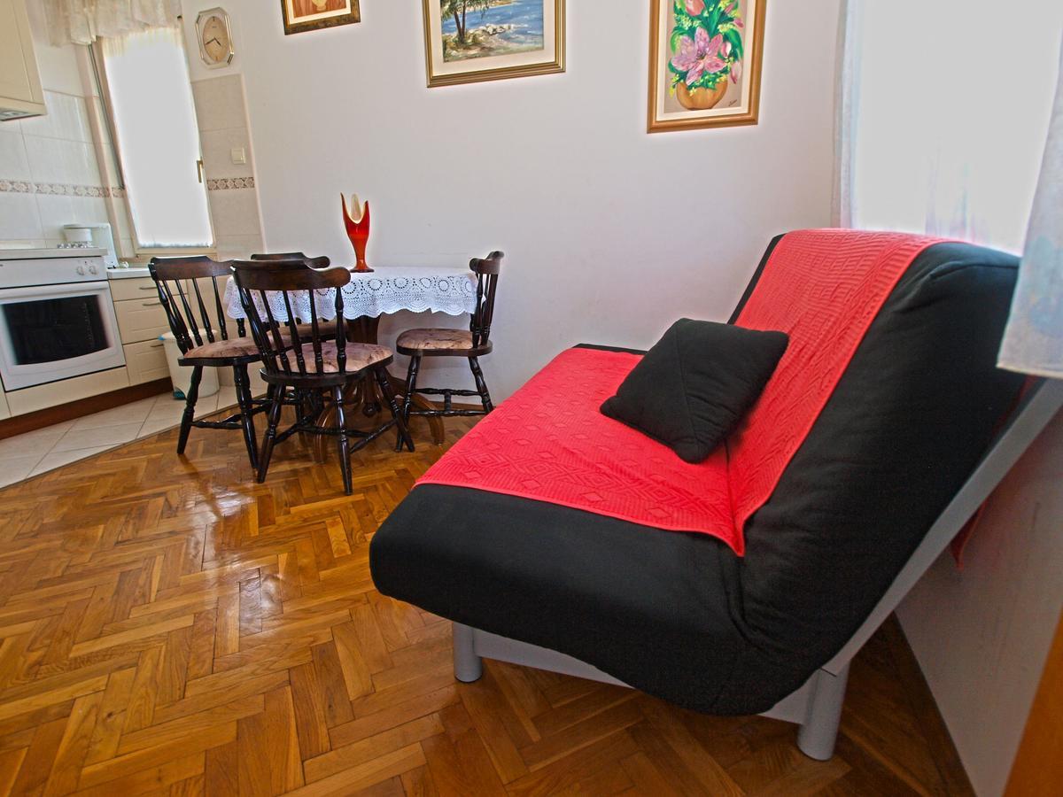 Apartments Valter 613 Pula Bagian luar foto